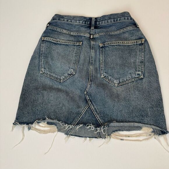 Agolde Quinn High Rise Medium Wash Distressed Mini Skirt size 25 m1 - Picture 5 of 7